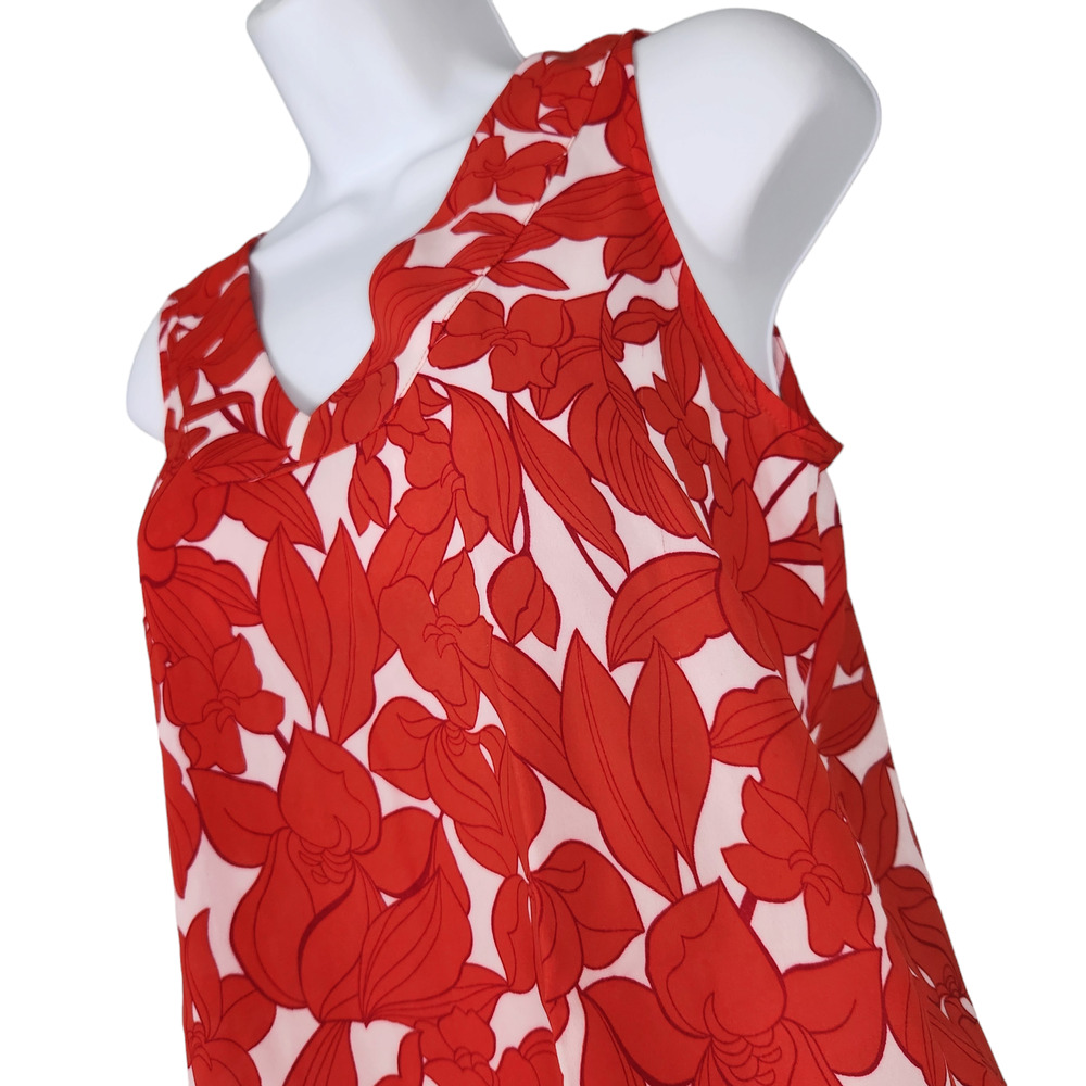 T Tahari Blouse Size XS Floral V Neck Sleeveless Blouse NWT - Picture 3 of 12